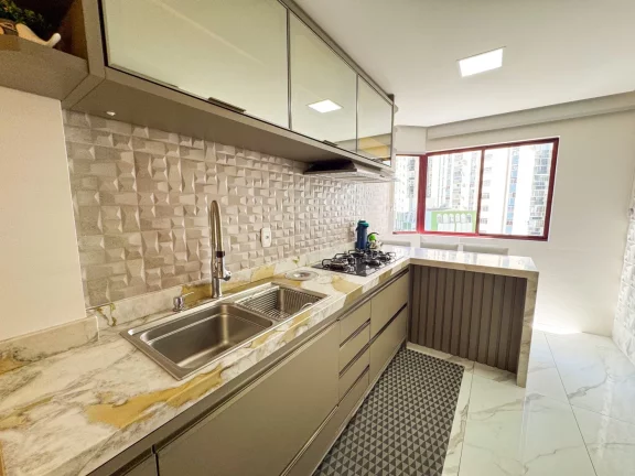 Imagem Apartamento Quadra Mar para Venda em Balneário Camboriú, CENTRO, 3 dormitórios, 1 suíte, 2 banheiros, 1 vaga
