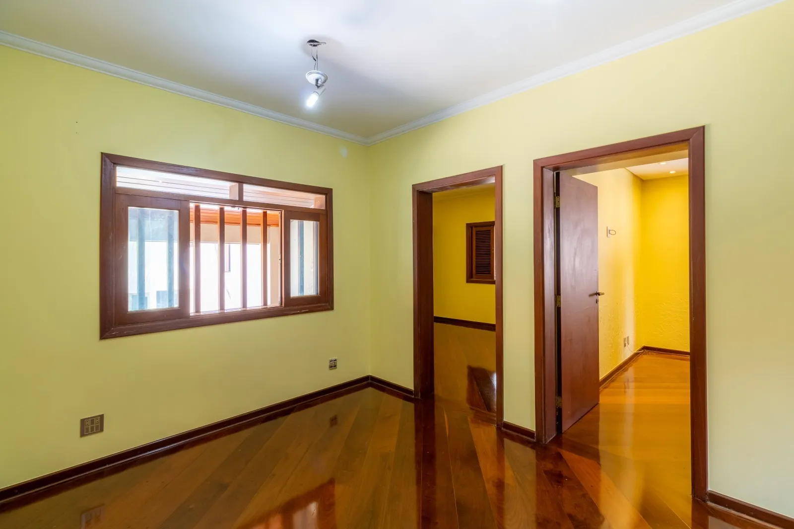 Imagem CASA ALTO PADRÃO PARQUE CAMPOLIM