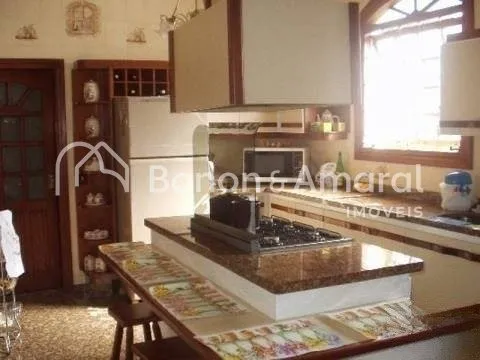 Imagem Casa em condomínio com 1100m² e 7 quartos