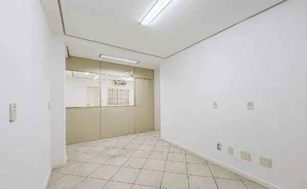 Imagem Prédio comercial com loja no bairro Rio Branco com 237m²