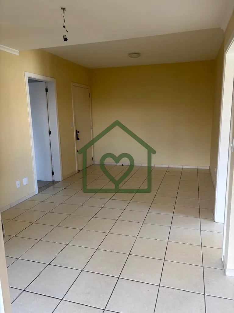 Imagem VENDO E FACILITO, ótimo apartamento com 2 dormitórios, 1 banheiro com gás central, ampla cozinha ...