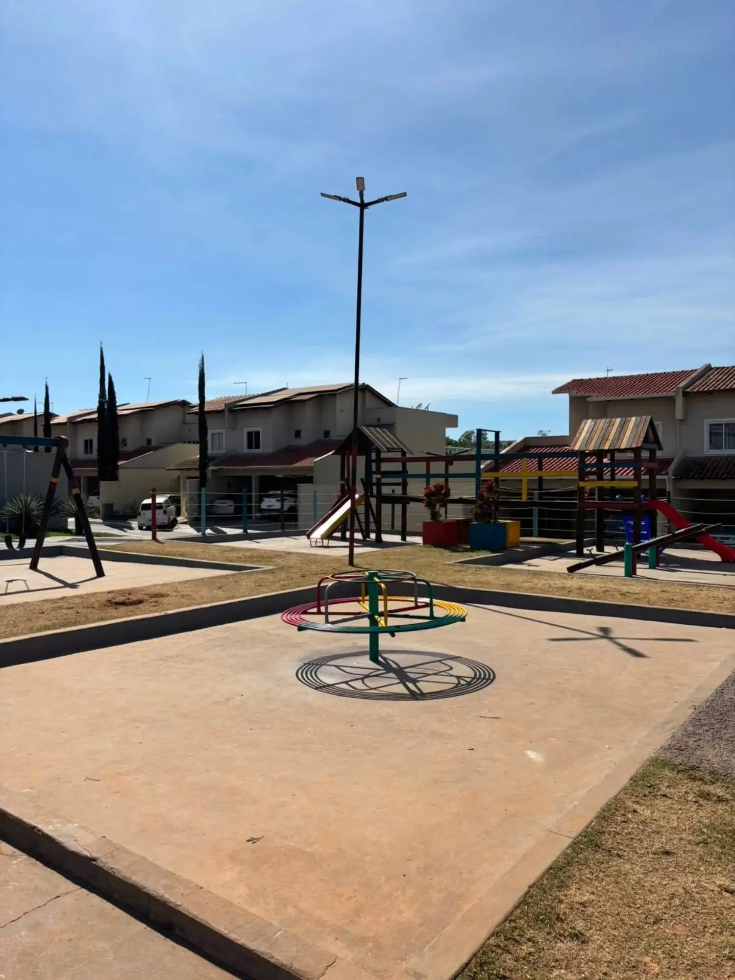 Imagem Apartamento 2/4 No Flora Park Aroeira