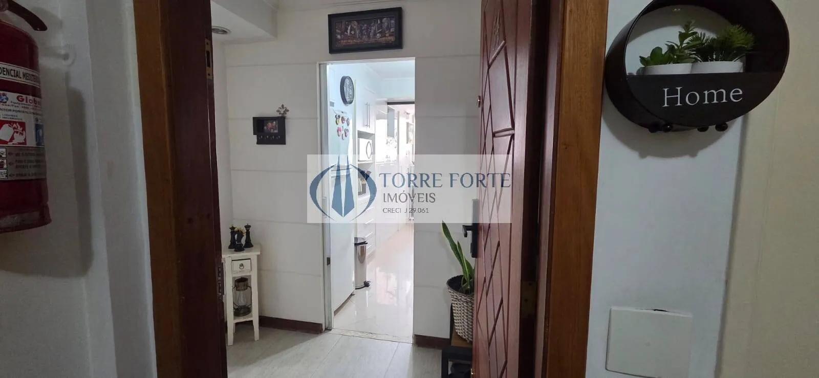 Imagem Ótimo apartamento, 3 dormitórios sendo 1 suíte 2 banheiros 2 vagas garagem