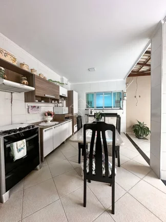 Imagem Casa individual ampla em Morada de Laranjeiras – 6 Quartos, 4 Suítes e Terraço