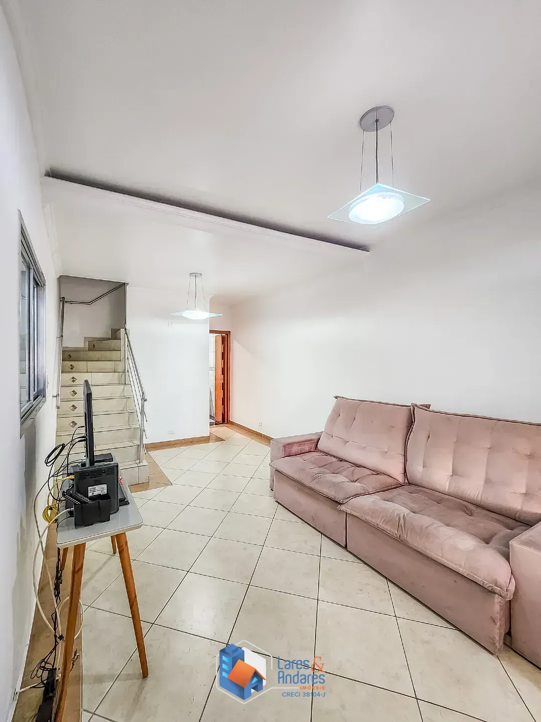 Imagem Casa para venda em Vila Anhangüera com 2 quartos, 120m²