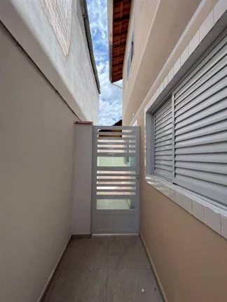 Imagem Casa com 2 dormitórios à venda, 51 m² por R$ 245.000 - Caiçara - Praia Grande/SP