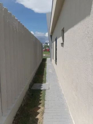 Imagem Casa nova térrea, no condomínio Quinta das Marinas , com 3 suítes sendo uma com closet , 4 vagas de garagem, pronta para ser financiada