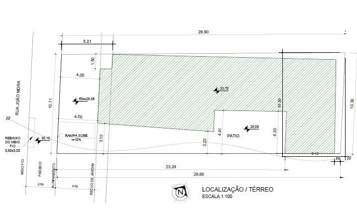 Imagem Casa térrea de 2 dormitórios, living, cozinha, churrasqueira, área de serviço, banheiro social, vaga para 2 automóveis.