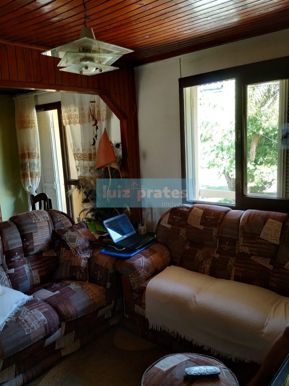 Imagem Ótimo apartamento Cohab Lindóia, 2 dorm.solarium, sacada, ensolarado, churrasqueira