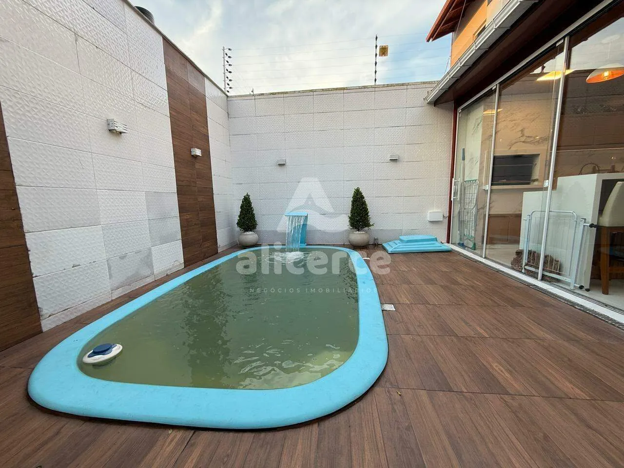 Imagem Casa à venda com 2 quartos , 60,42m² em Aririú Palhoça
