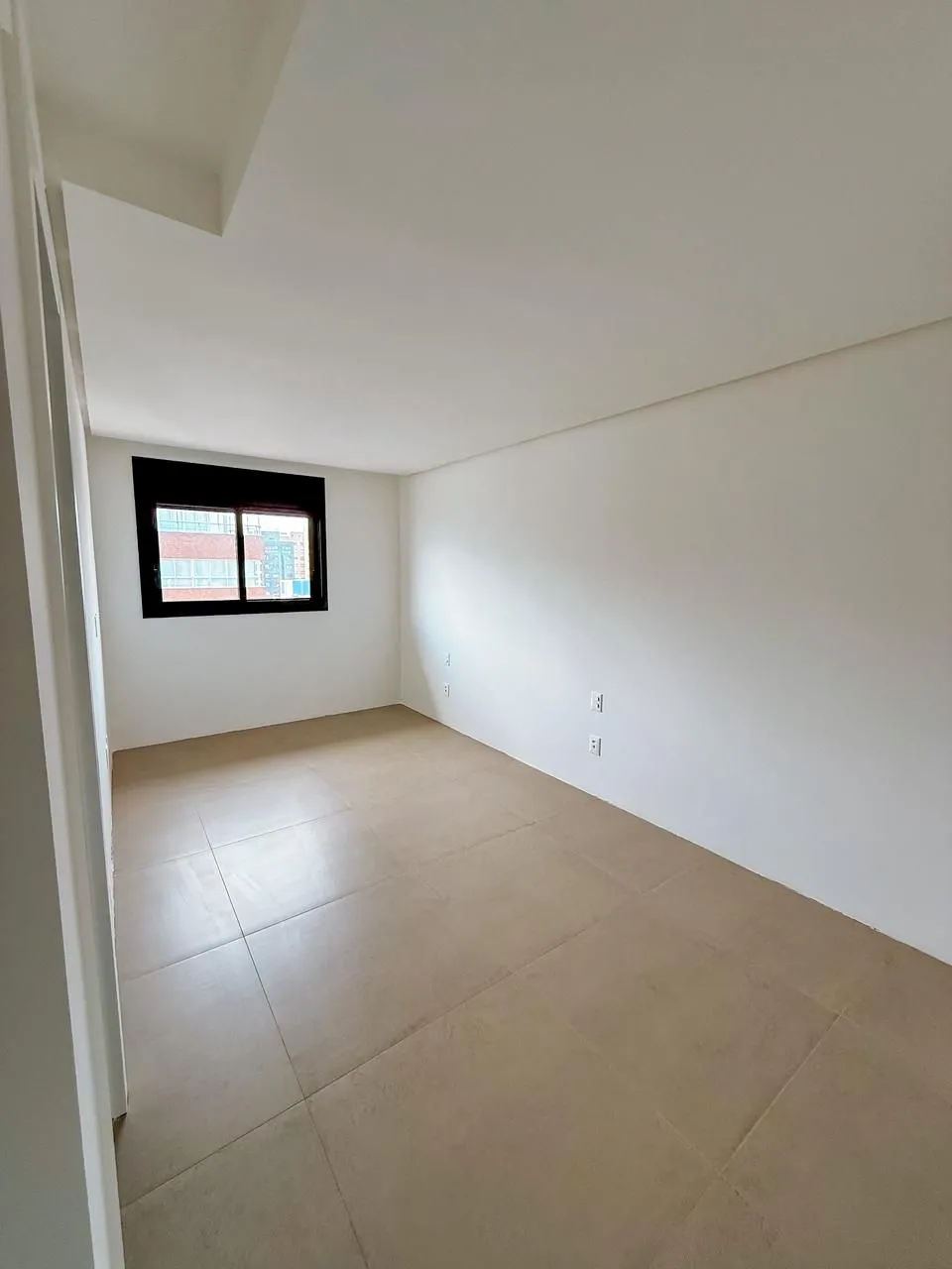 Imagem Apartamento à venda em Torres, Centro, com 2 quartos, 77.35m2