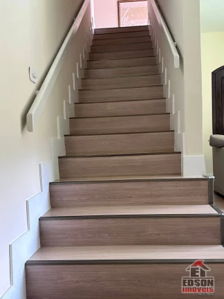 Imagem Casa Duplex, 5 Quartos, 2 Suítes, 2 Terraços no Recanto de Itaipuaçu