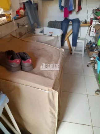 Imagem Casa de 3 dormitórios com piscina e varanda gourmet no bairro Jardim Primavera, Uberaba