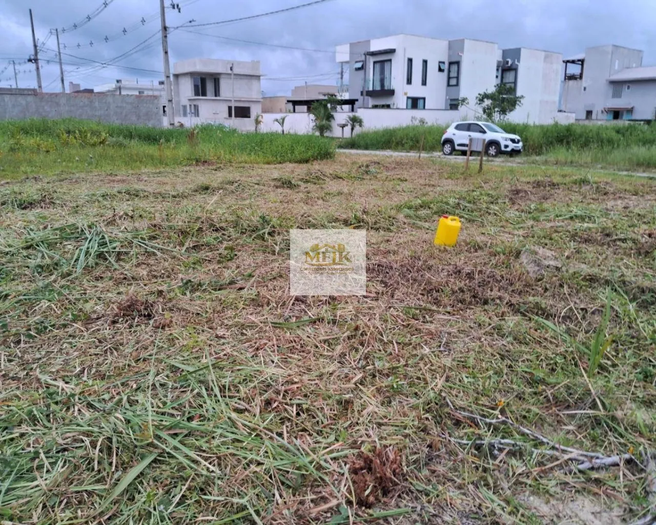 Imagem Terreno de 450 m² à venda em Atami Sul