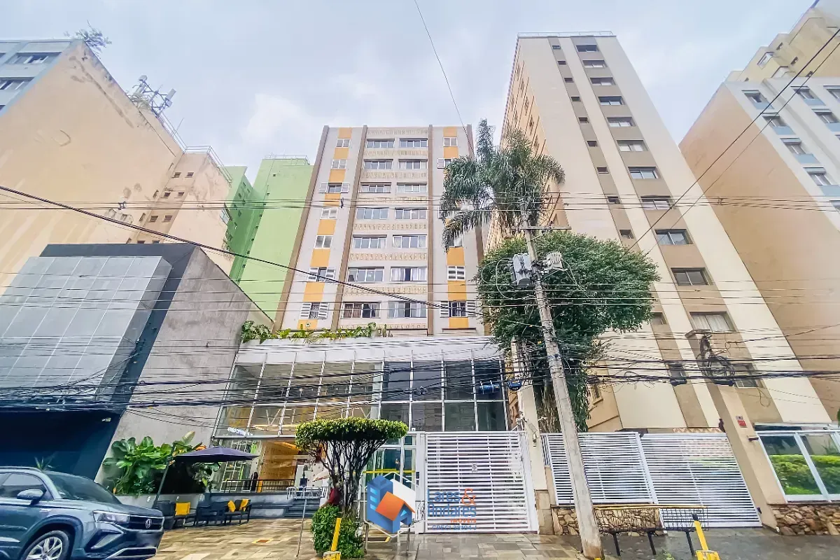 Foto do imóvel Apartamento para venda em Cerqueira César com 1 quarto, 56m² em Rua Cônego Eugênio Leite