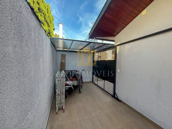 Imagem Casa Maravilhosa no Condomínio Portal da Serra – 5 Dormitórios | 2 Suítes | Ampla e Sofisticada! Se você procura espaço, conforto e segurança em um só lugar, essa é a casa perfeita para sua família!