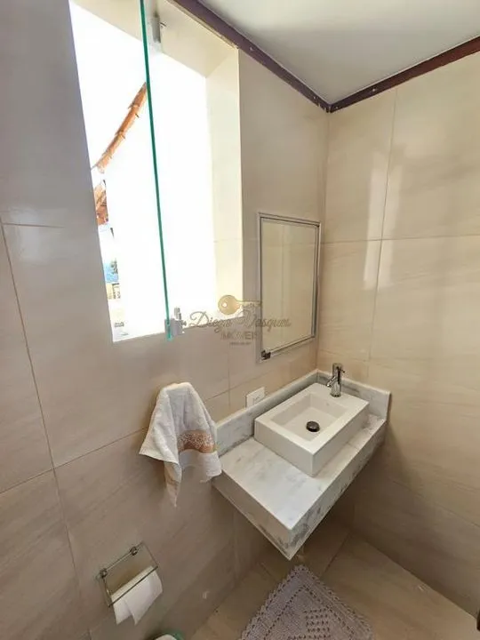 Imagem Casa em Condomínio para Venda em Teresópolis / RJ no bairro Iucas