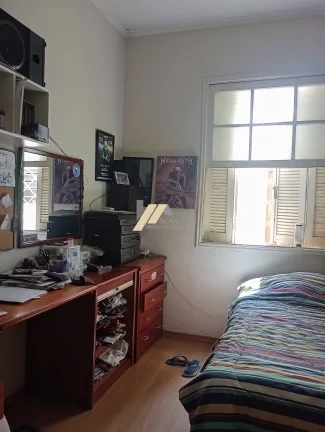 Imagem Casa à venda com 3 quartos no Cambuí em Campinas, São Paulo.