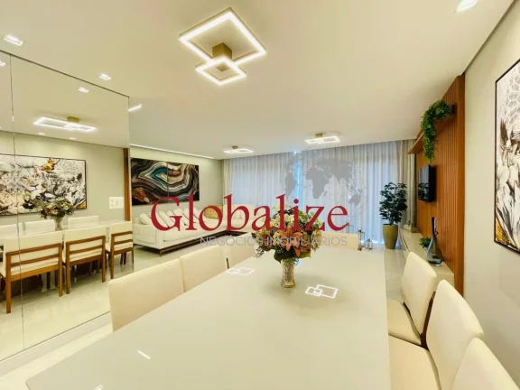 Imagem Apartamento 03 dormitórios todo reformado no Gonzaga próximo da praia por R$2.500.000,00