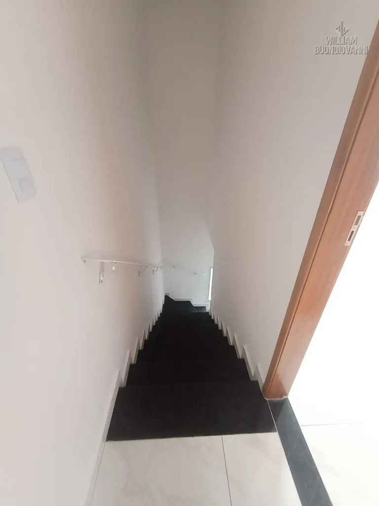 Imagem Condomínio em Praia Grande, 2 quartos, opções com sacada, sobrado e quintal!