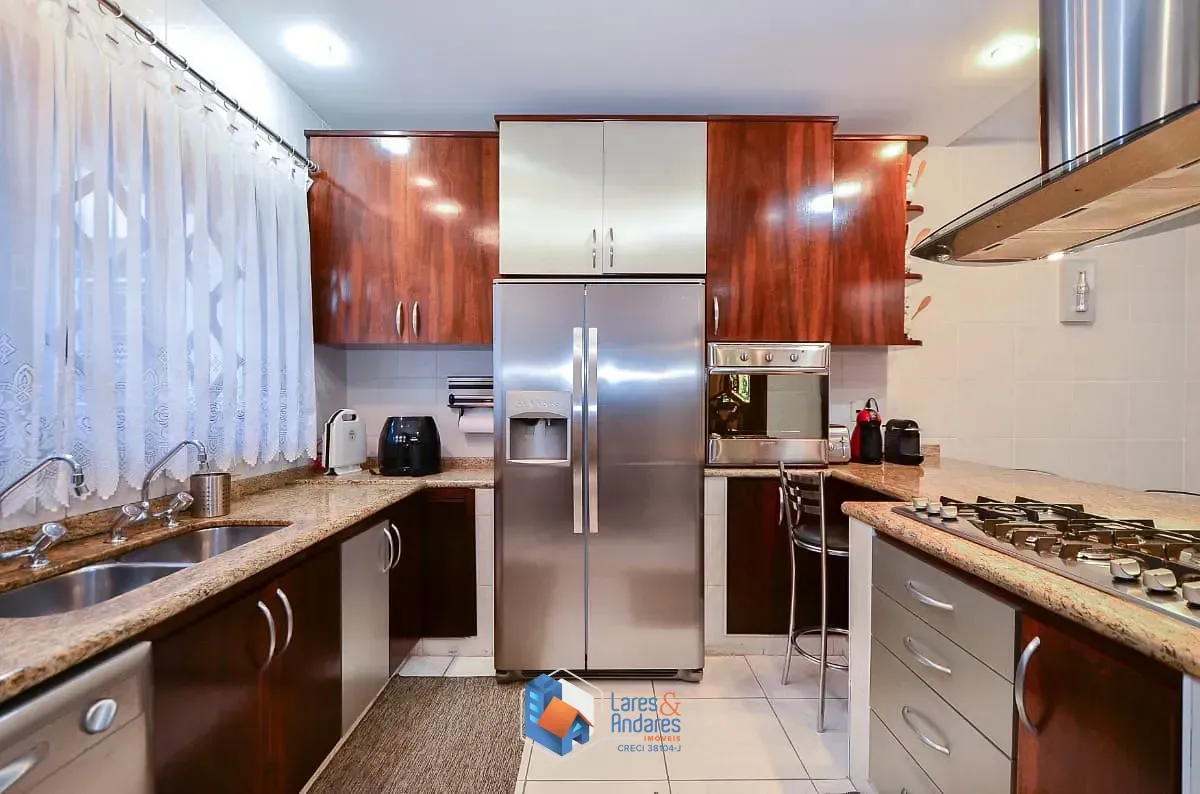 Imagem Casa para venda em Alto da Boa Vista com 4 quartos, sendo 2 suítes, 488m²