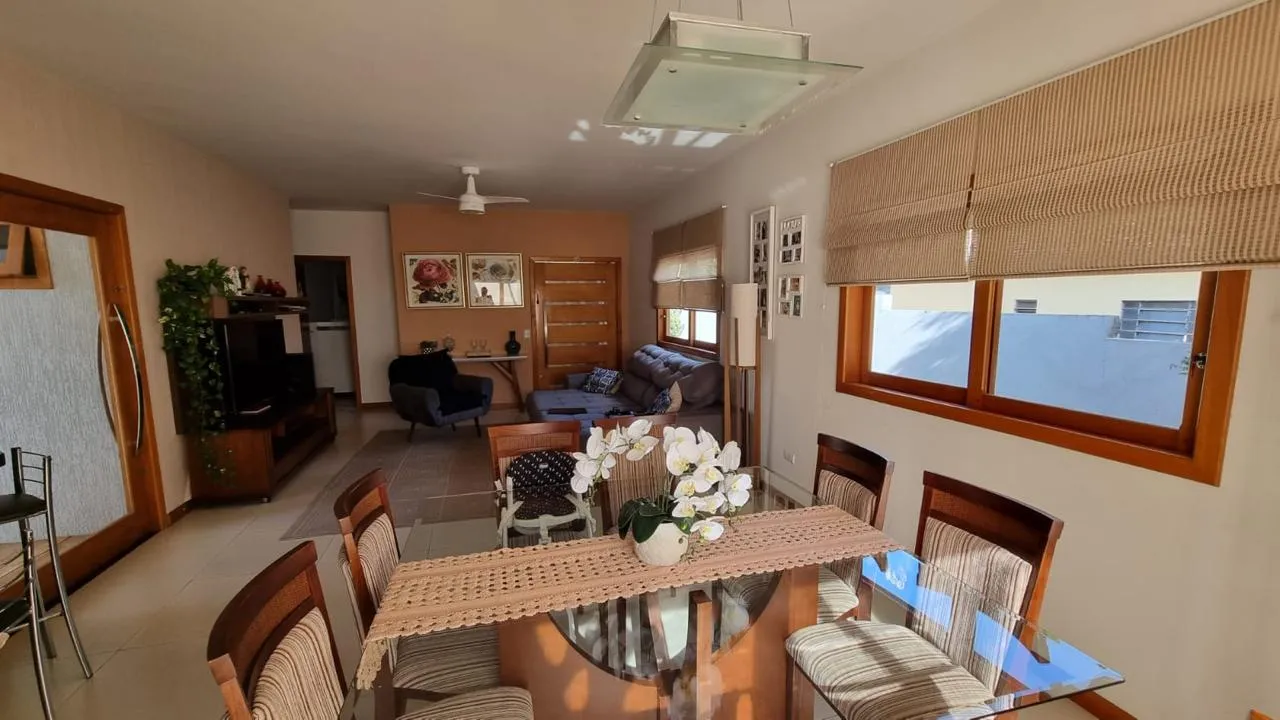 Imagem Casa 545m Umuarama-PR 272