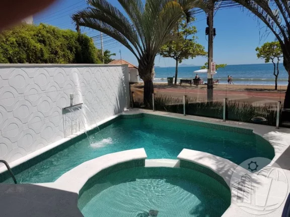 Imagem Espetacular Apartamento Frente Mar com 3 Quartos e 2 Vagas