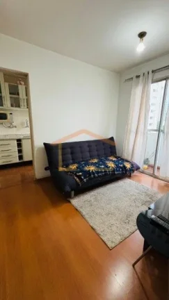 Imagem Apartamento com 36 m², 1 dormitório, 1 banheiro, sacada, possui armários planejados no dormitóri...