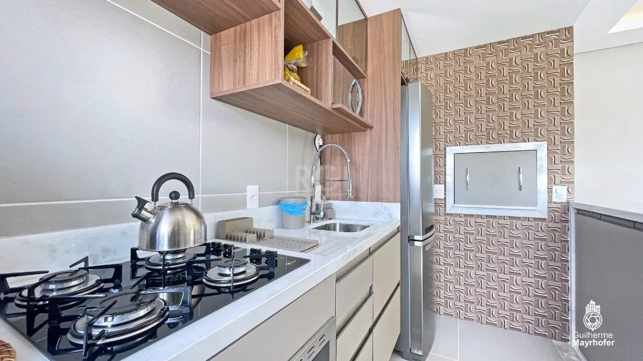 Imagem Apartamento para Venda - 75.12m², 3 dormitórios, 1 suite, 1 vaga - Farroupilha