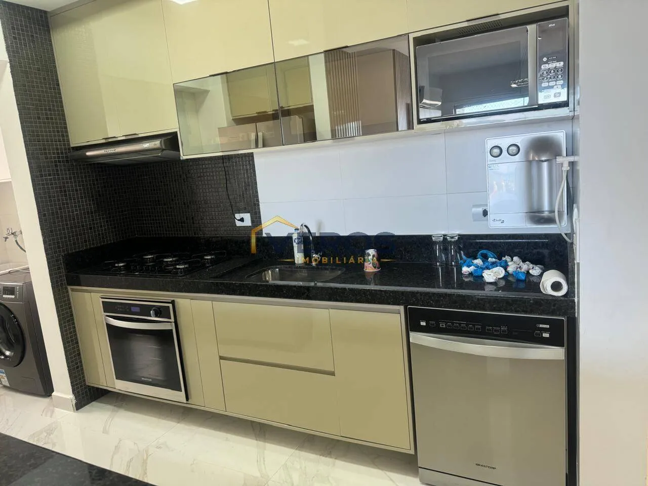 Imagem Apartamento com Vista para o Mar à Venda no Indaiá - Caraguatatuba/SP