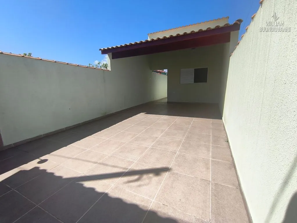 Imagem CASA TERREA COM PISCINA 4 VAGAS EM MONGAGUA: OPORTUNIDADE ÚNICA!
