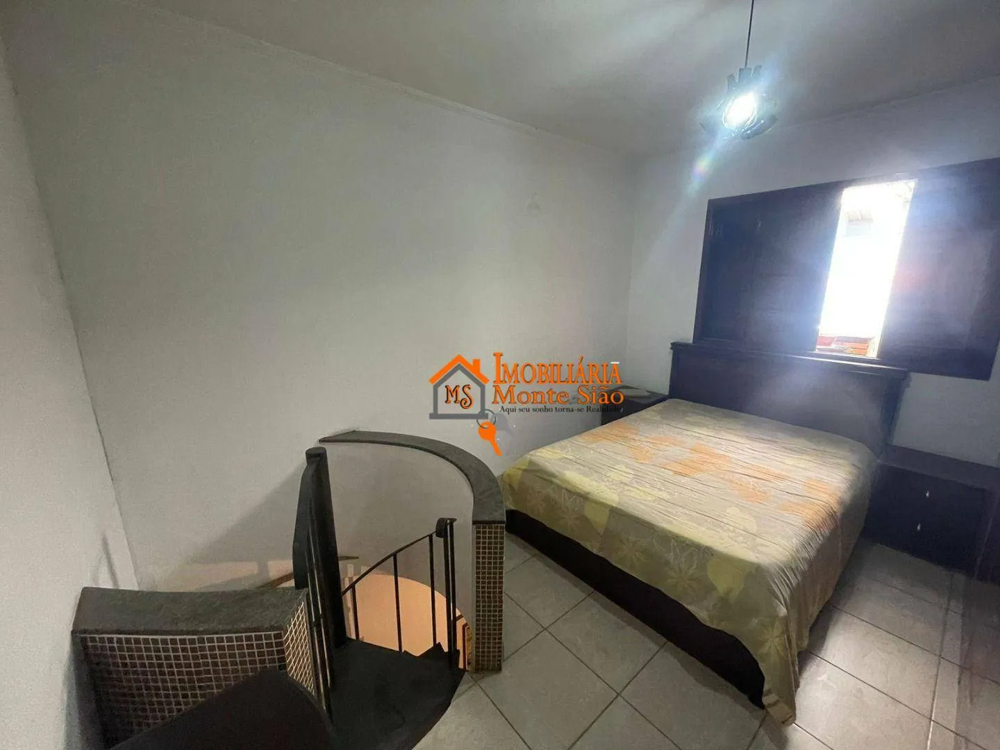 Imagem Sobrado com 3 dormitórios à venda, 240 m² por R$ 640.000 - Ponte Grande - Guarulhos/SP
