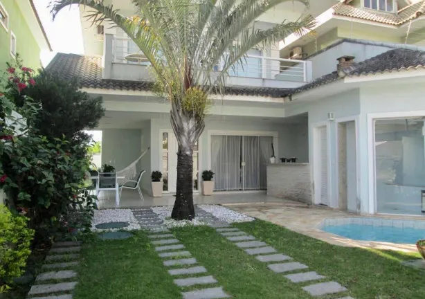 Foto do imóvel Casa com 4 Quartos à Venda, 257 m² em Barra da Tijuca - Rio de Janeiro