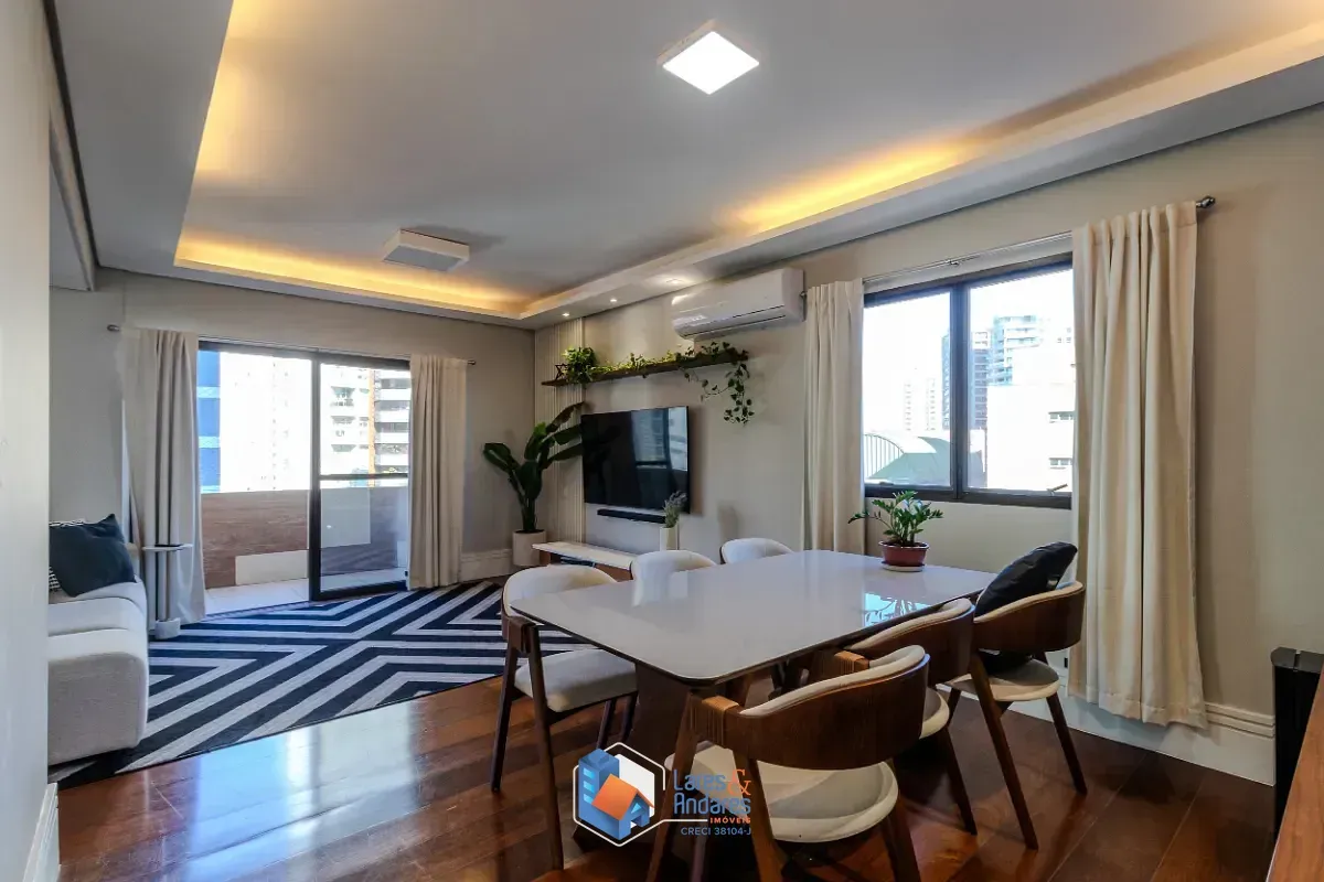 Foto do imóvel Apartamento para venda em Moema com 3 quartos, sendo 1 suíte, 134m² em Avenida Lavandisca