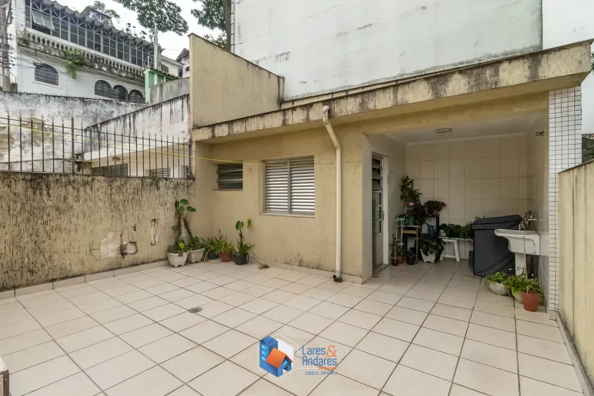 Imagem Sobrado para venda em Horto Florestal com 3 quartos, sendo 1 suíte, 316m²