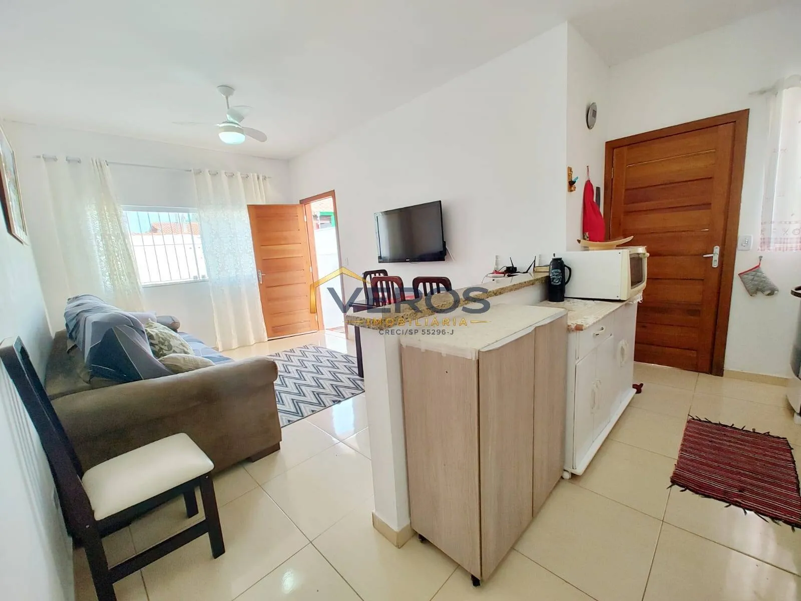 Imagem Casa 02 quartos a venda 400 metros da praia Massaguaçu em Caraguá