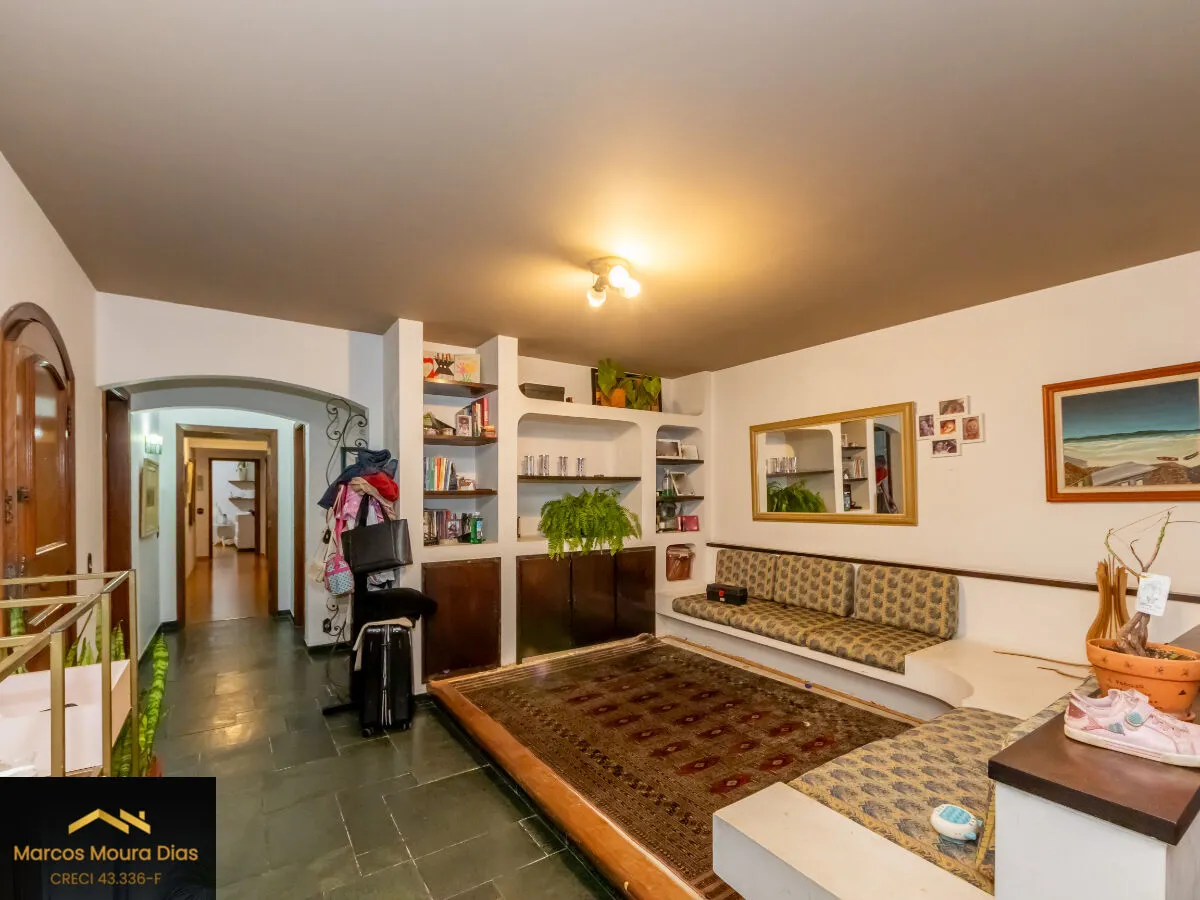 Foto do imóvel Apartamento em Perdizes com 4 quartos ( 1 suíte), , 215m². Edifício com Lazer e 1 apto por Andar