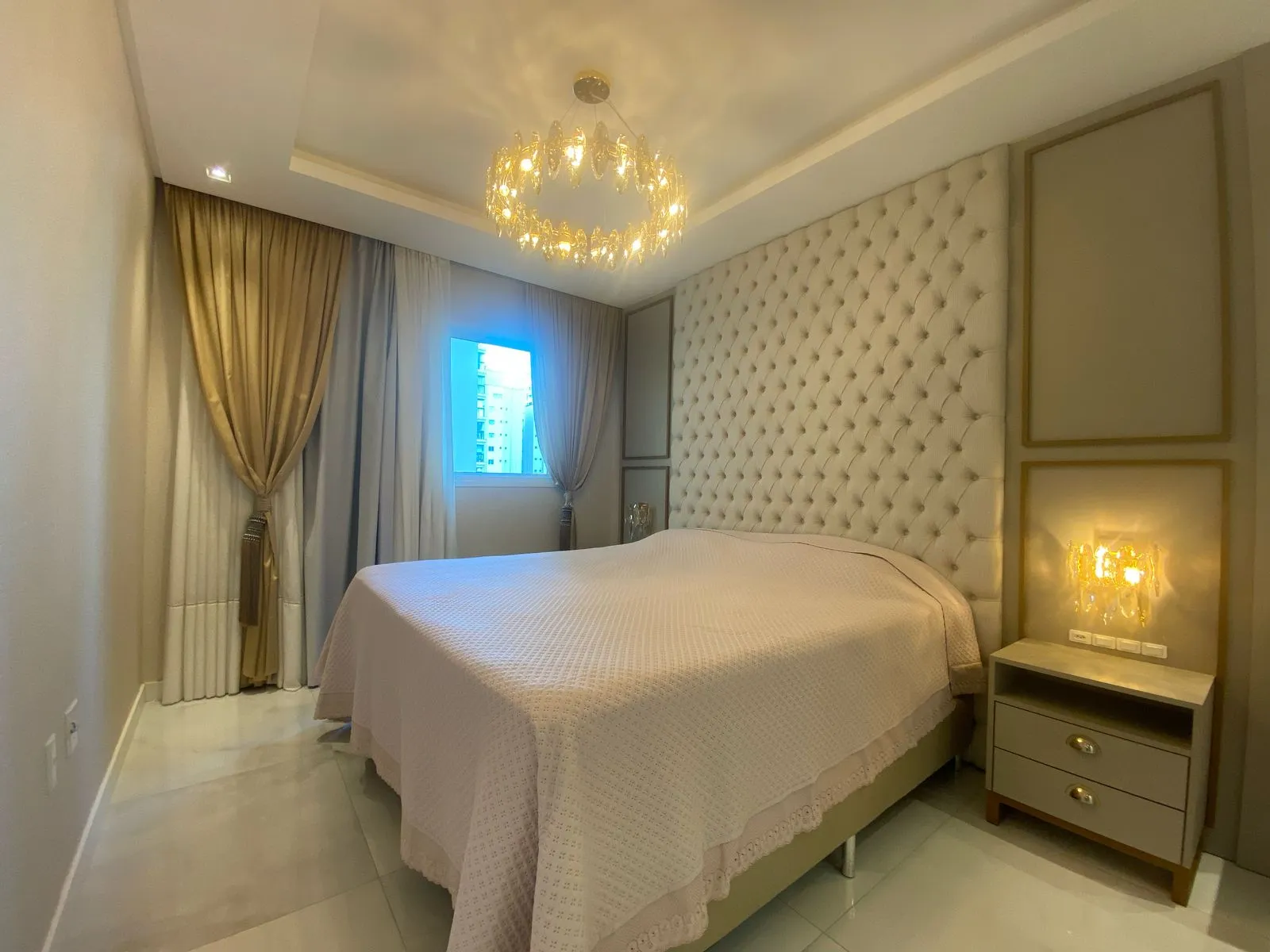 Imagem Apartamento à venda com 182m2 por R$ 4.690.000,00