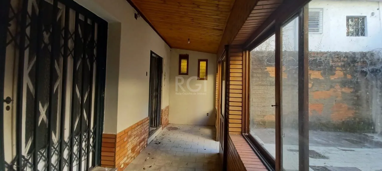 Imagem Casa para Venda - 140m², 3 dormitórios, Floresta