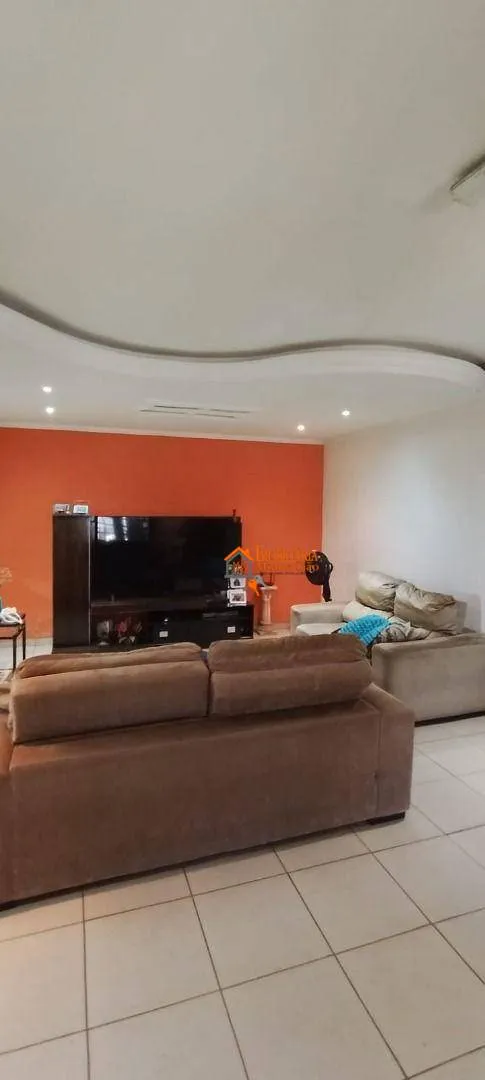 Imagem Chácara com 3 dormitórios à venda, 1760 m² por R$ 620.000,00 - Zona Rural - Arujá/SP