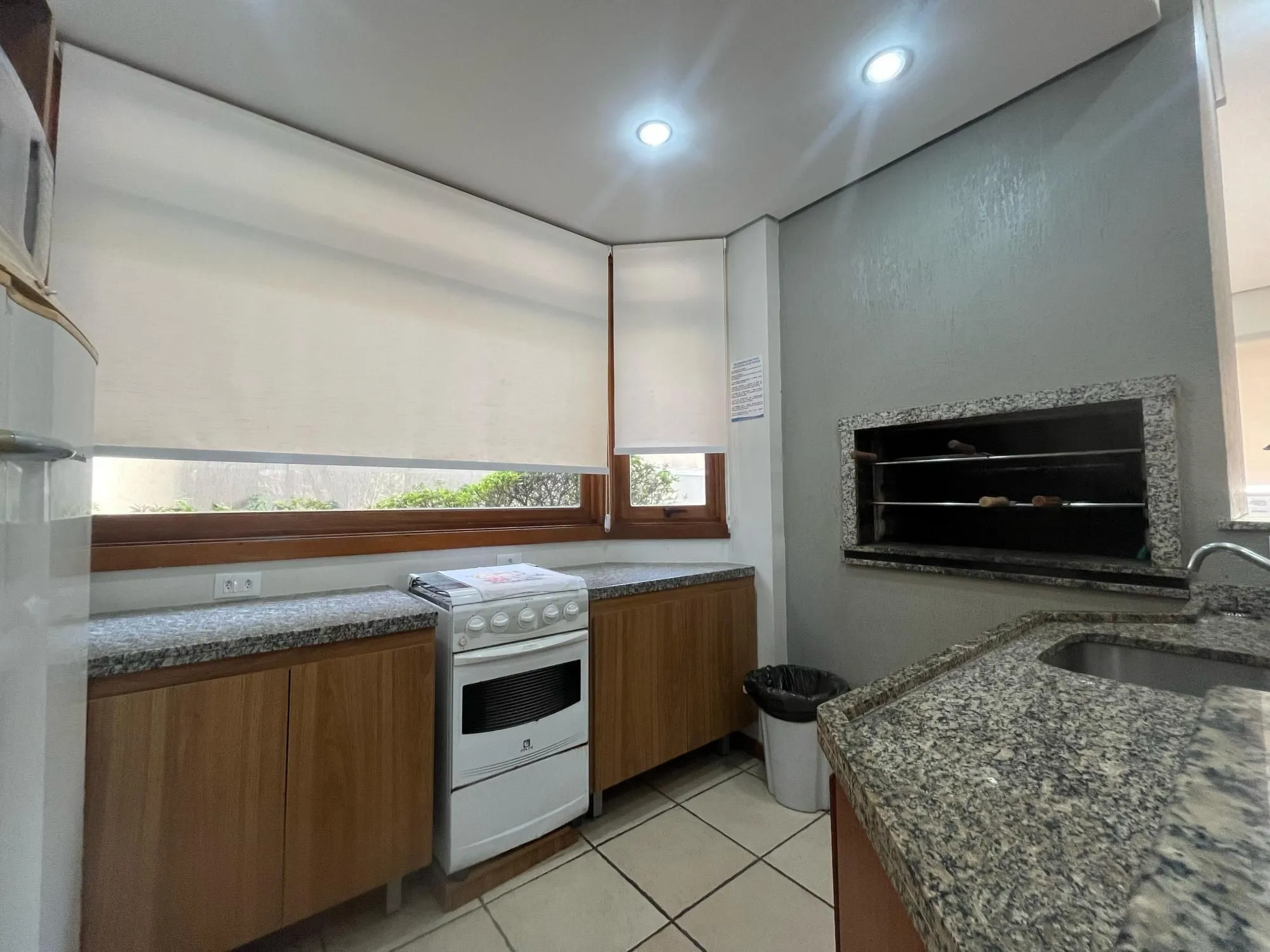Imagem Apartamento 3 quartos, suíte, sacada, lareira, churrasqueira, 2 vagas de garagem