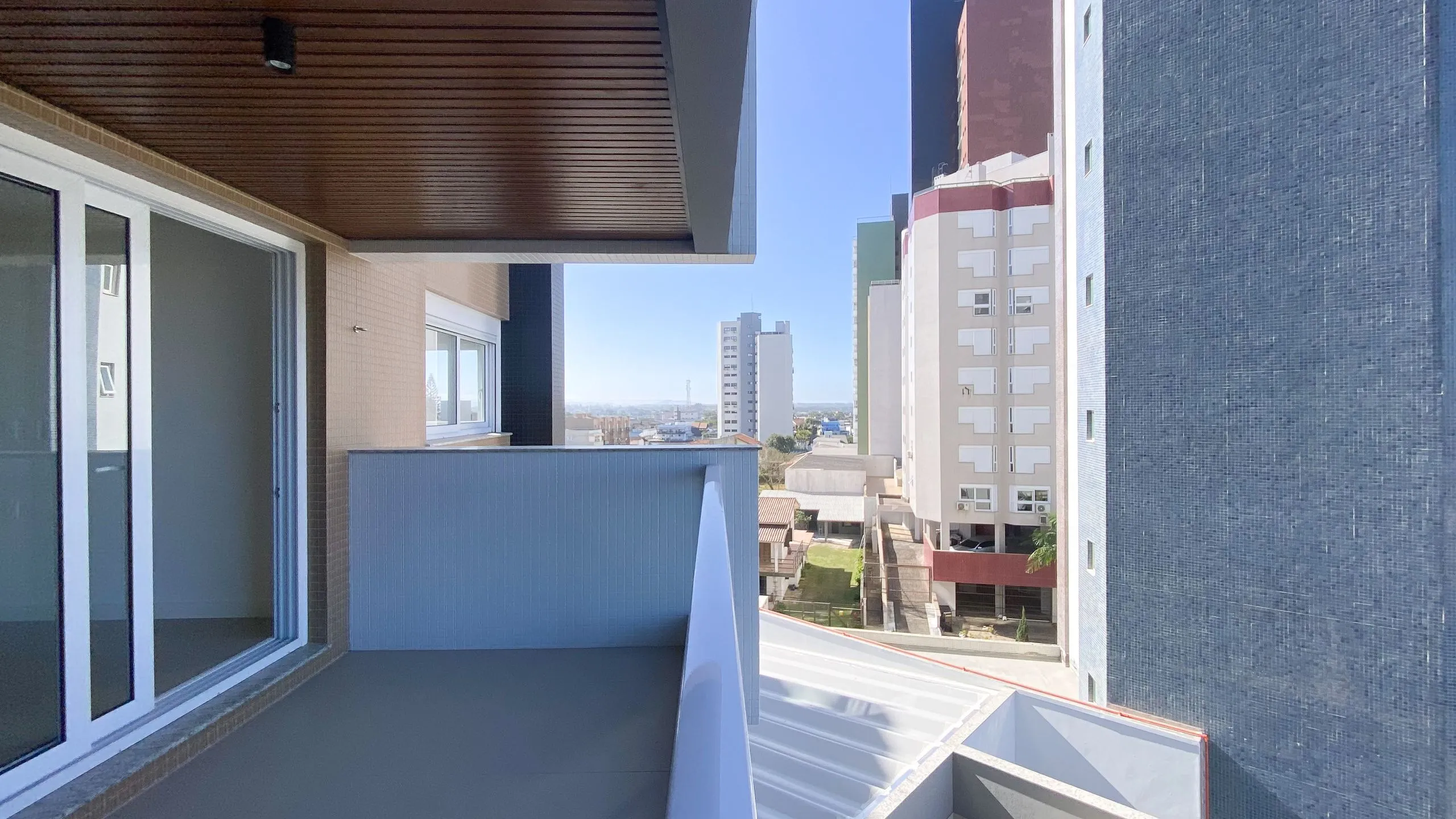 Imagem Apartamento à venda em Torres, Predial, com 2 quartos, 100.44m2