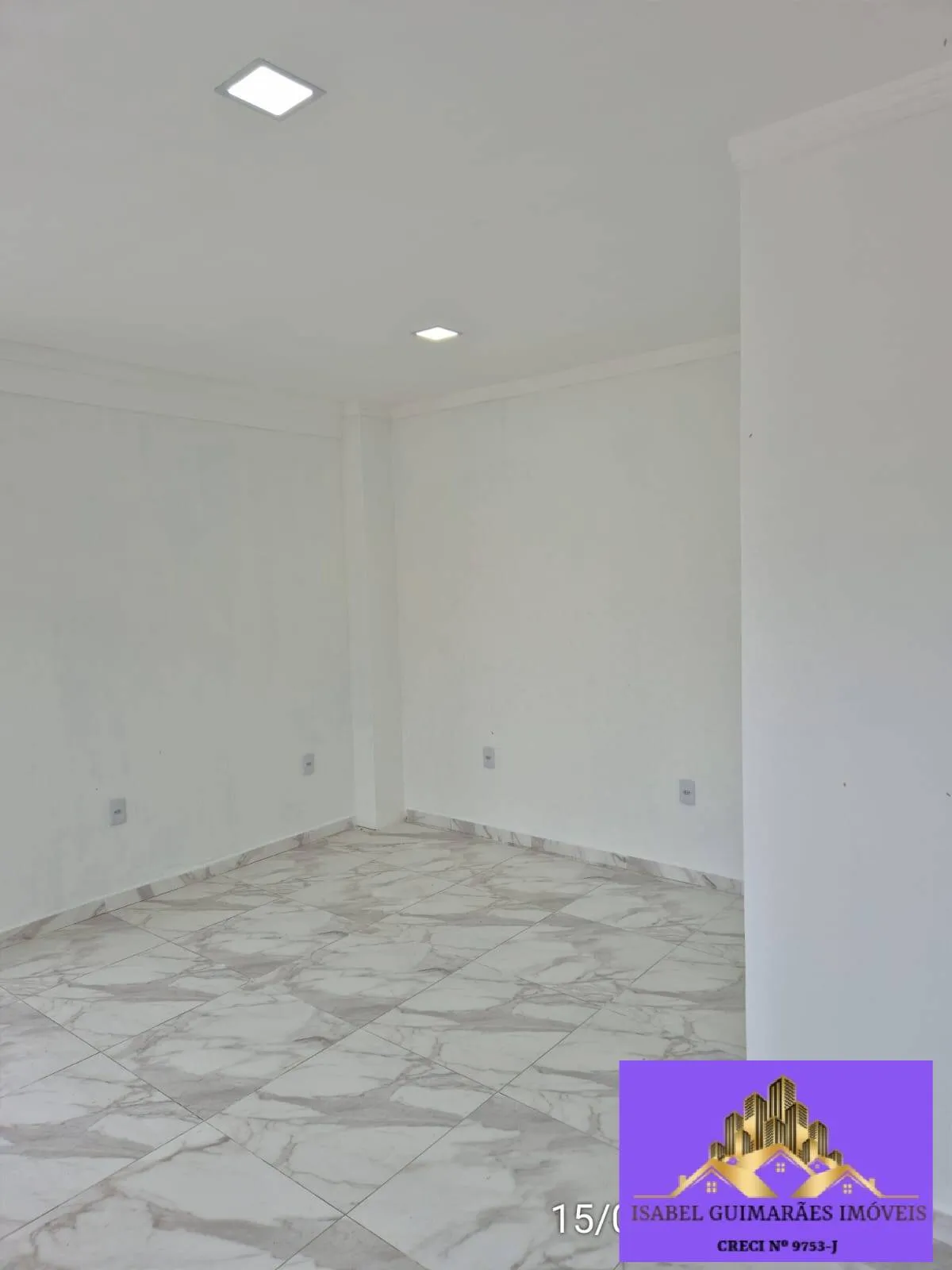 Imagem Alugo Sala Comercial Próxima da Avenida Principal, no Gravatá de Navegantes