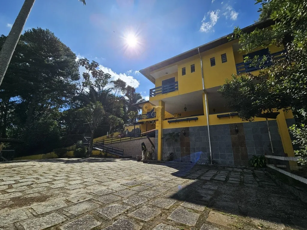 Imagem Casa para Venda em Teresópolis / RJ no bairro Pessegueiros