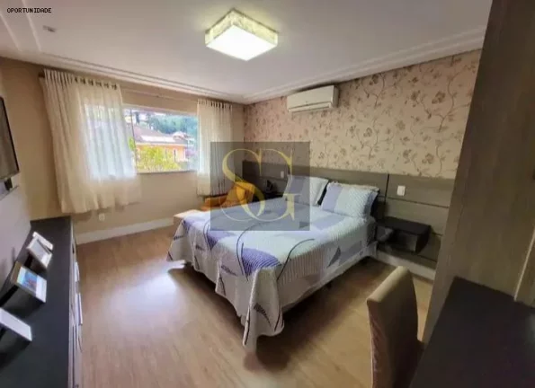 Imagem Casa para Venda em Teresópolis, Agriões, 4 dormitórios, 4 suítes, 5 banheiros, 4 vagas
