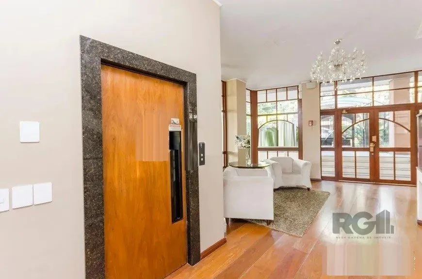 Imagem Vende-se luxuoso apartamento 4 quartos com 4 suítes, 2 vagas coberta, dependência completa, próximo da Encol - 306m² - Auxiliadora