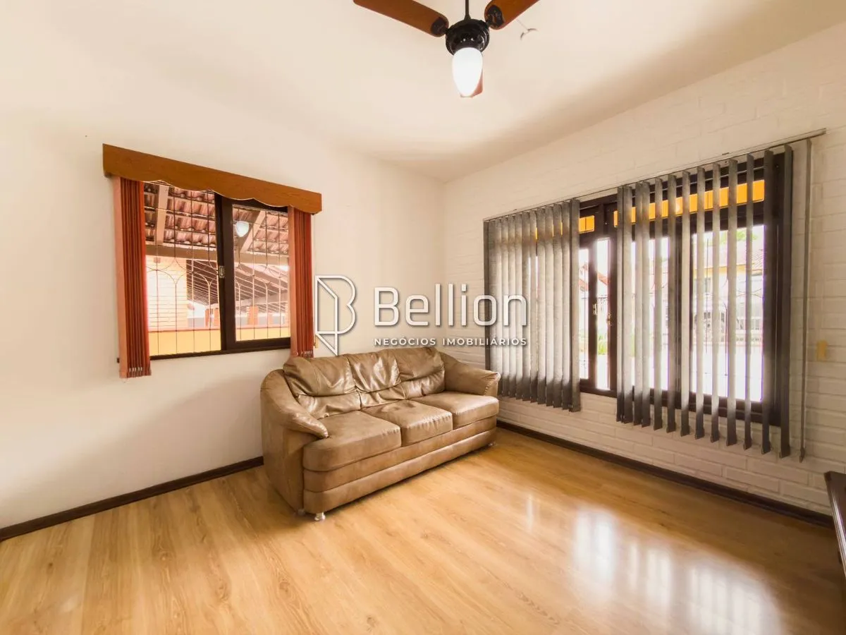 Imagem Casa com terreno amplo e lazer completo no Bairro dos Estados, em Timbó!