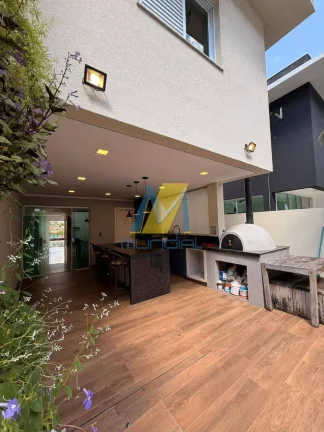 Imagem Casa com Vista para Pedra Grande, 3 Dorms, Piscina e Gourmet