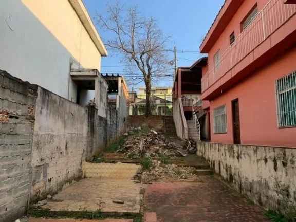Imagem á venda em Itanhaém ~ CASA DE RUA, 3 DORMS,COM CHURRASQUEIRA,