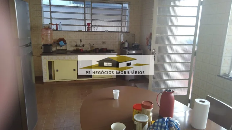 Imagem Casa Padrão no Jardim da Glória